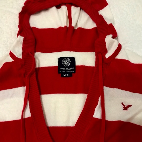 America Eagle Outfitters hooded sweater - Picture 3 of 4